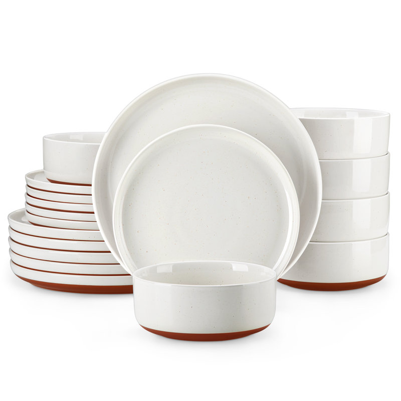 18 Piece Stoneware Dinnerware Set - Service for 6, White