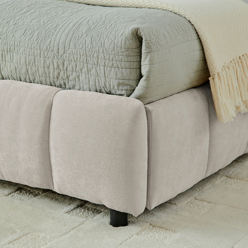 California King Size Upholstered Bed ,Comfortable Upholstered Bed Frame, Chenille Fabric, With Headboard And Solid Bed Frame. With Drawer For Storage.-Beige(90.5''*80.5''*31'')
