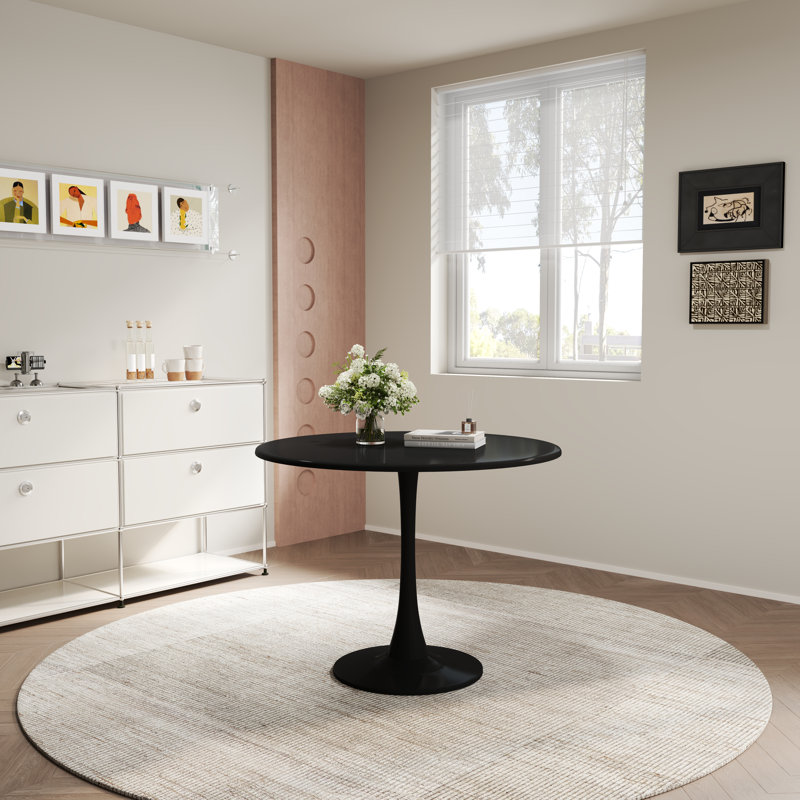 31.5'' Round Pedestal Dining Table, Black