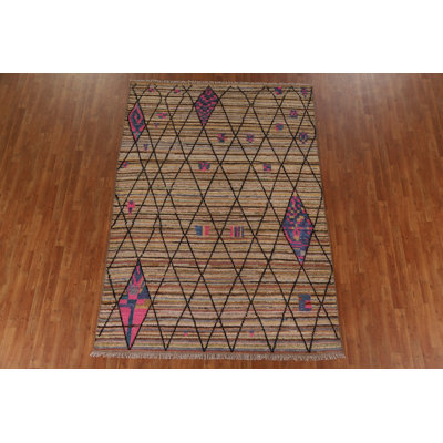 Tapis noué à la main unique en son genre