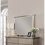 Commode de luxe avec finition argentée et champagne