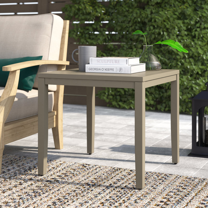 Table d'appoint en aluminium Tovias