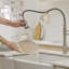 Robinet de cuisine à poignée simple-88960976