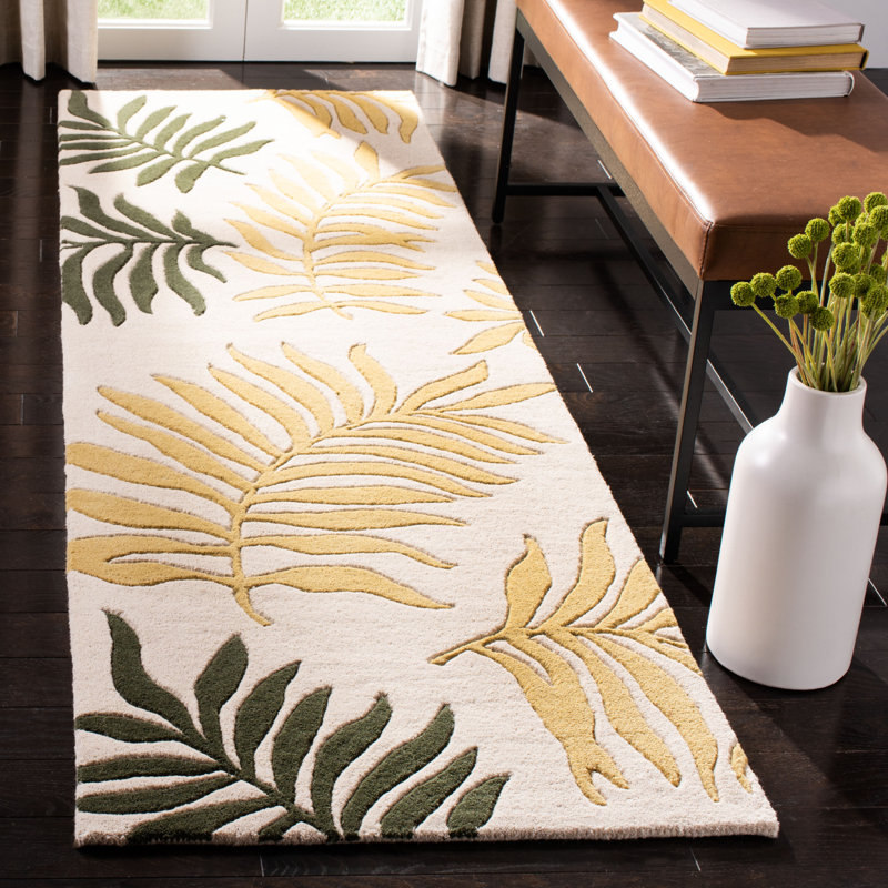 Luckey Hand Tufted Wool And Viscose Floral Rug, Runner 2'6" x 8'