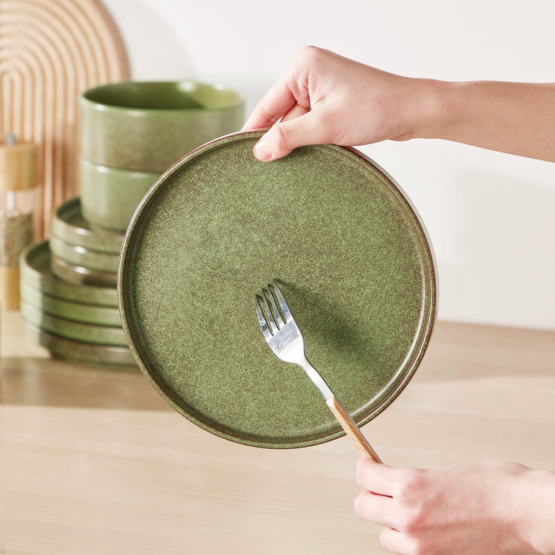 Stoneware Dinnerware - Service for 4, Green