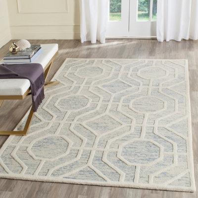 Deedgra Ellicott Hand-Tufted Wool Cream/Light Blue Area Rug