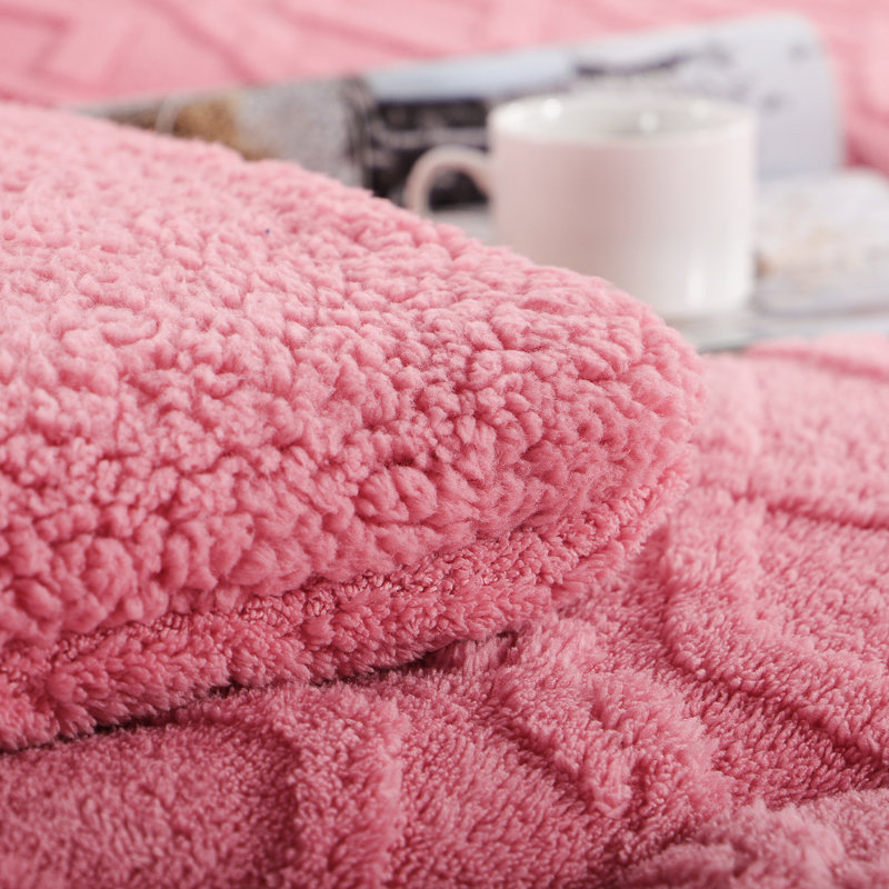 Sherpa Fleece Comforter, Reversible Flannel Blanket, 3D Jacquard Design, Queen Comforter, Pink
