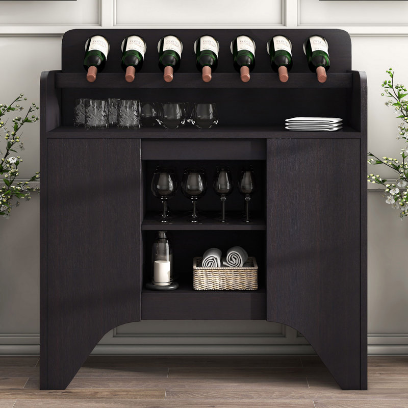 Little Italy 40.79'' Bar Cabinet