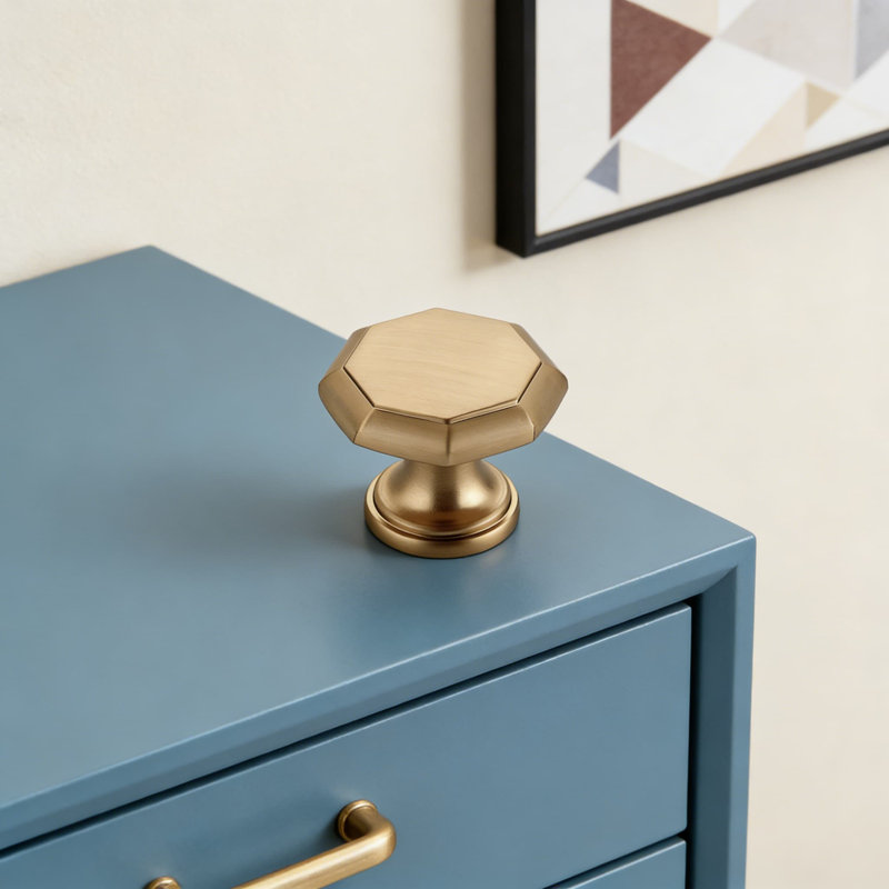 Boutons d'armoire et poignées de tiroir en laiton brossé, quincaillerie à trou unique pour cuisine, salle de bain, commode et armoire
