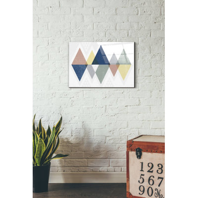 «Mod Triangles II Soft» par Michael Mullan