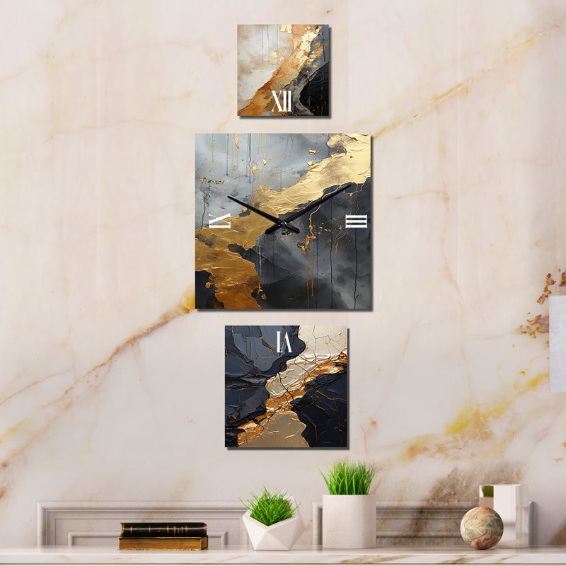 Maelina Metal Wall Clock