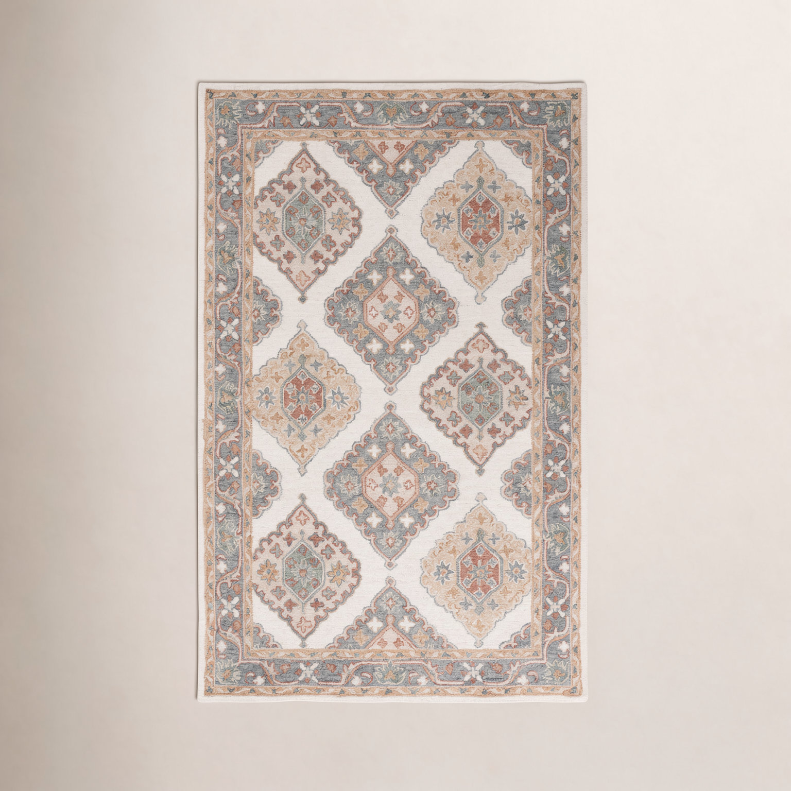 Gray Ivory Hand-Tufted Wool Rug, Rectangle 5' x 8'