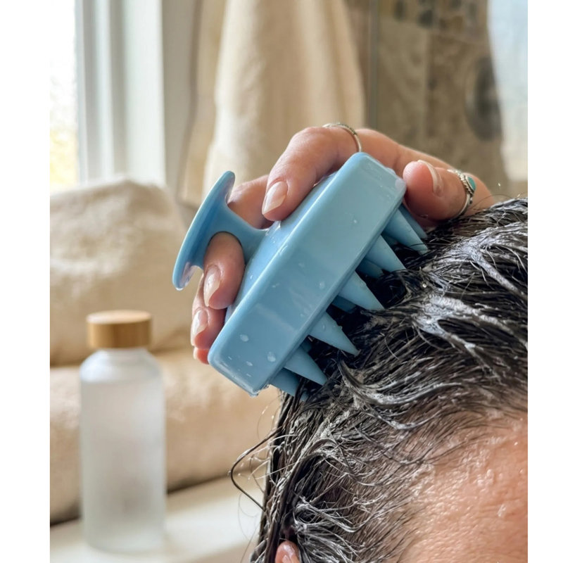Brosse à shampooing en silicone pour cuir chevelu, 3 po x 3 po x 2,5 po, silicone sans BPA, 2 pièces, accessoire de soin des cheveux, poignée ergonomique pour utilisation humide et sèche