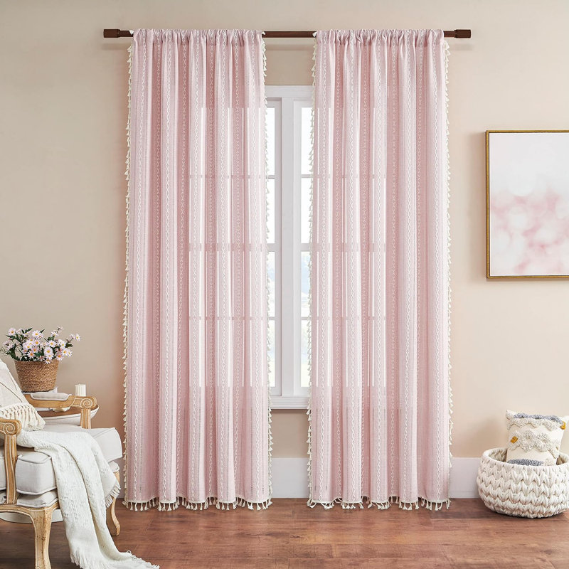 Rideaux en lin brodés rose bohème