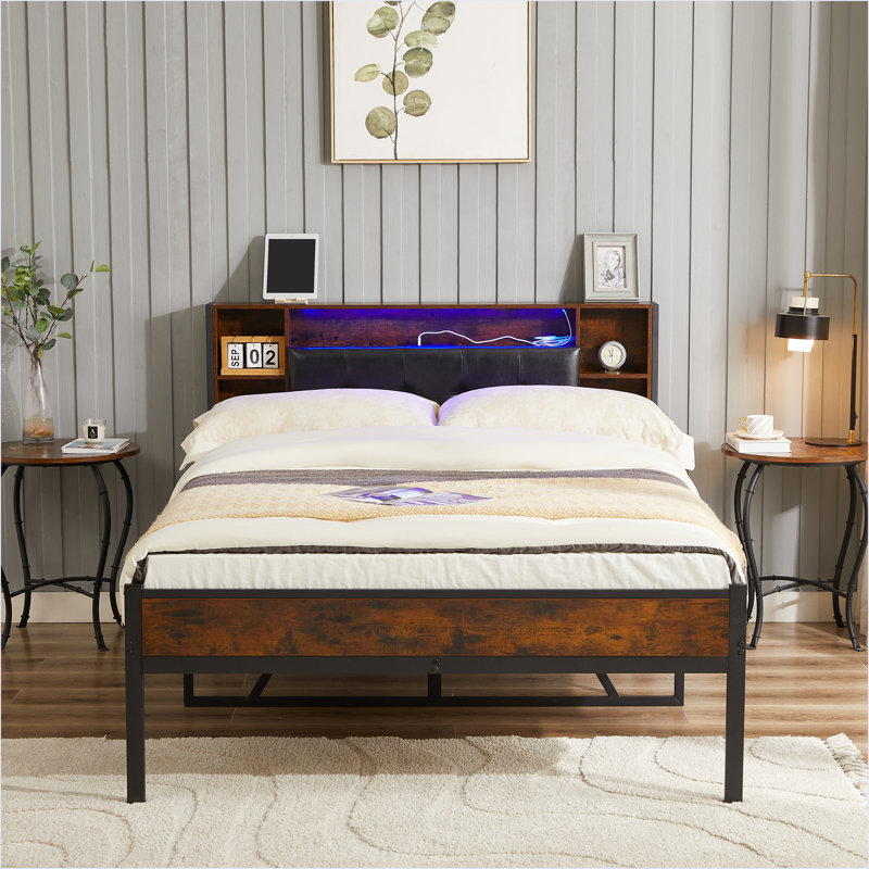 Base de lit avec tête de rangement / station de charge USB
