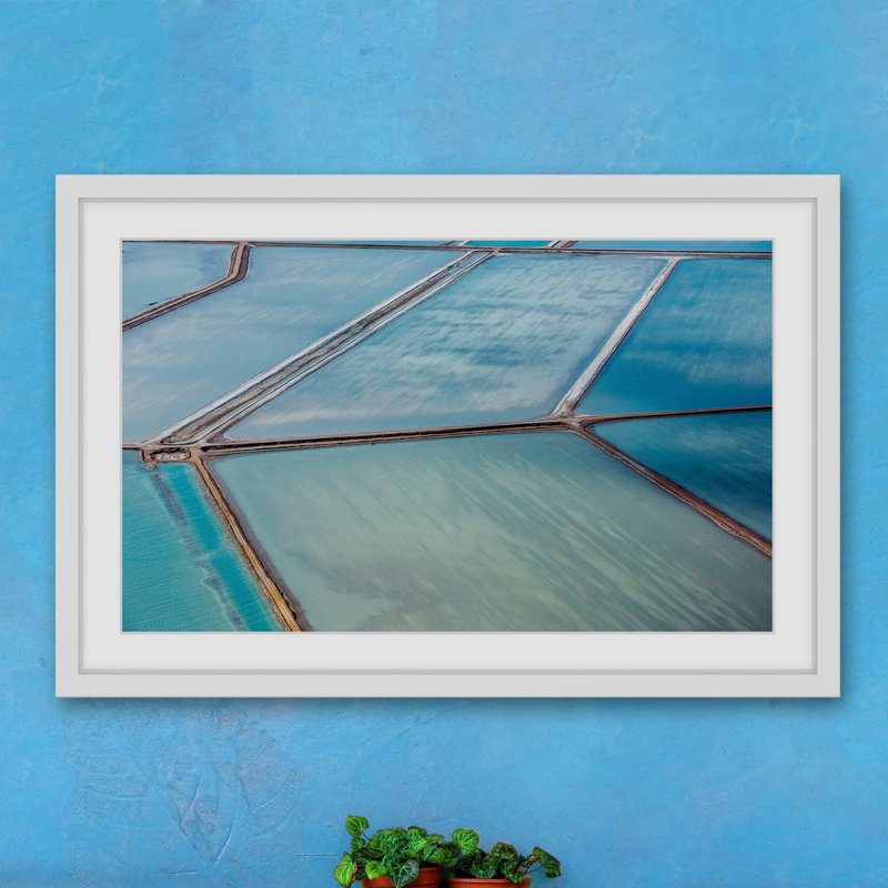 1 Piece Single Picture Frame Wall Art, 41 cm H x 61 cm W x 3.81 cm D
