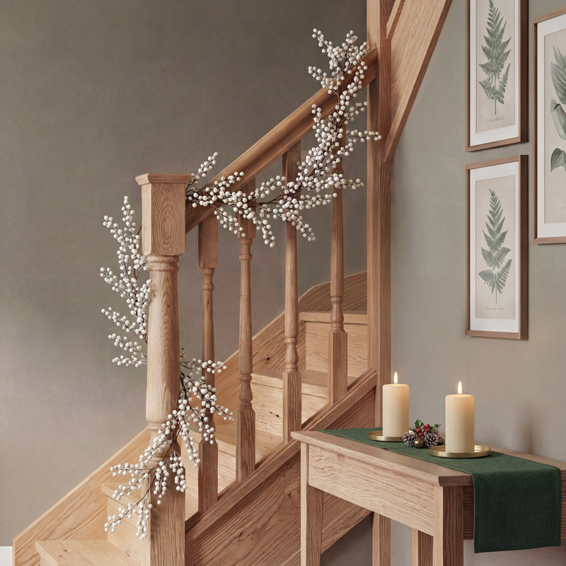 180 cm in. Lighted Fresh Faux Artificial Garland