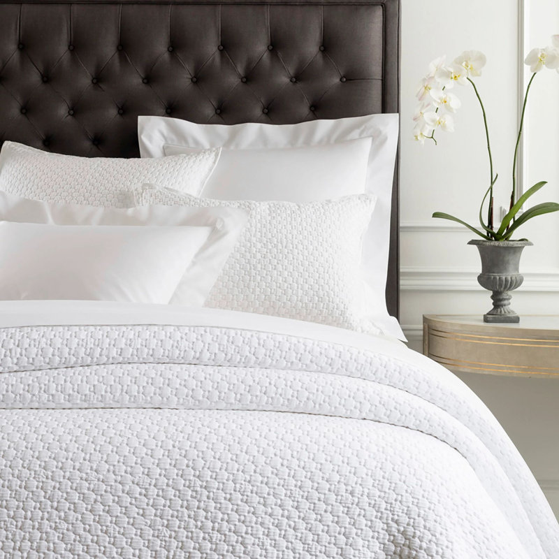 Lodi Matelasse Sham, Standard, White
