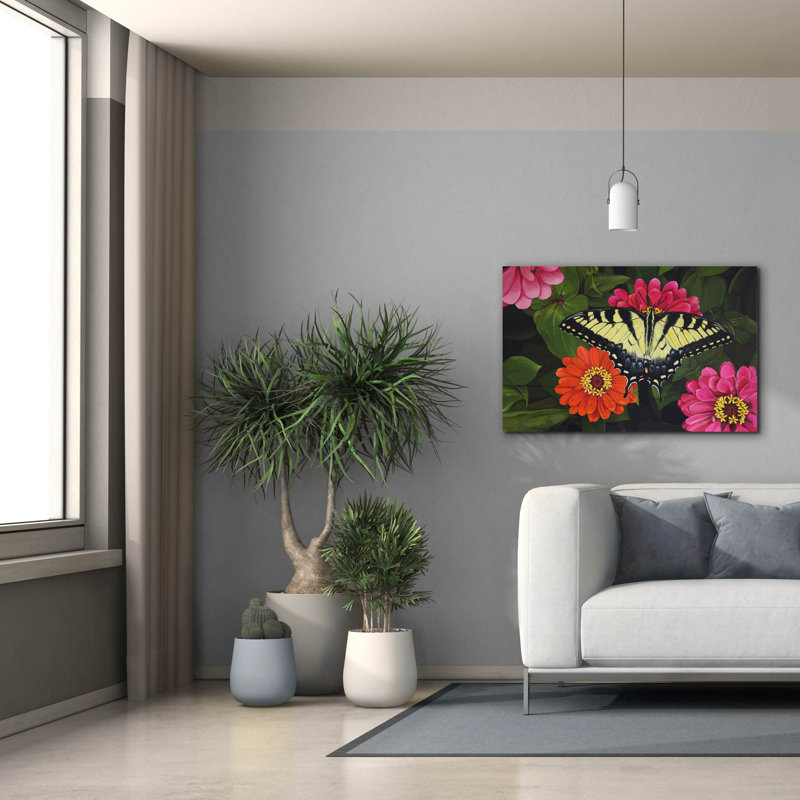 Toile épique Graffiti «Tiger Swallowtail On Zinnias» par Jim Brune, 40 po x 26 po, H 26 po x l 40 po
