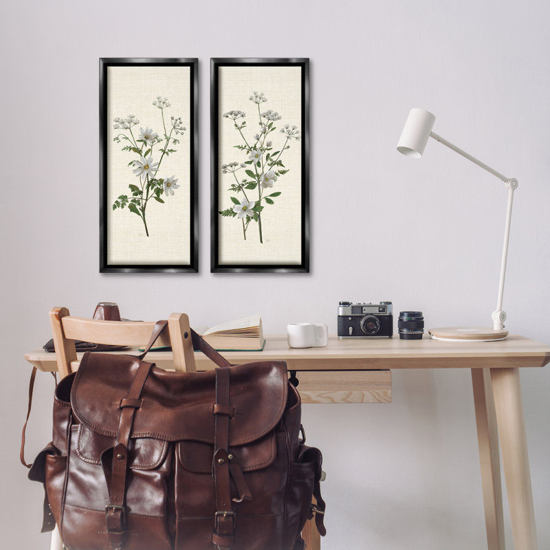 Ensemble de 2 toiles flottantes encadrées dorées Daisy & Apple Blossom, 25" H x 11" W, Cadre flottant noir de jais