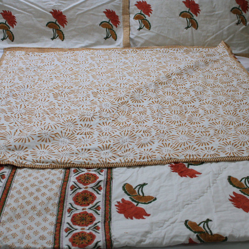 Honeyville Cotton Floral Bedspread with Pillowcases