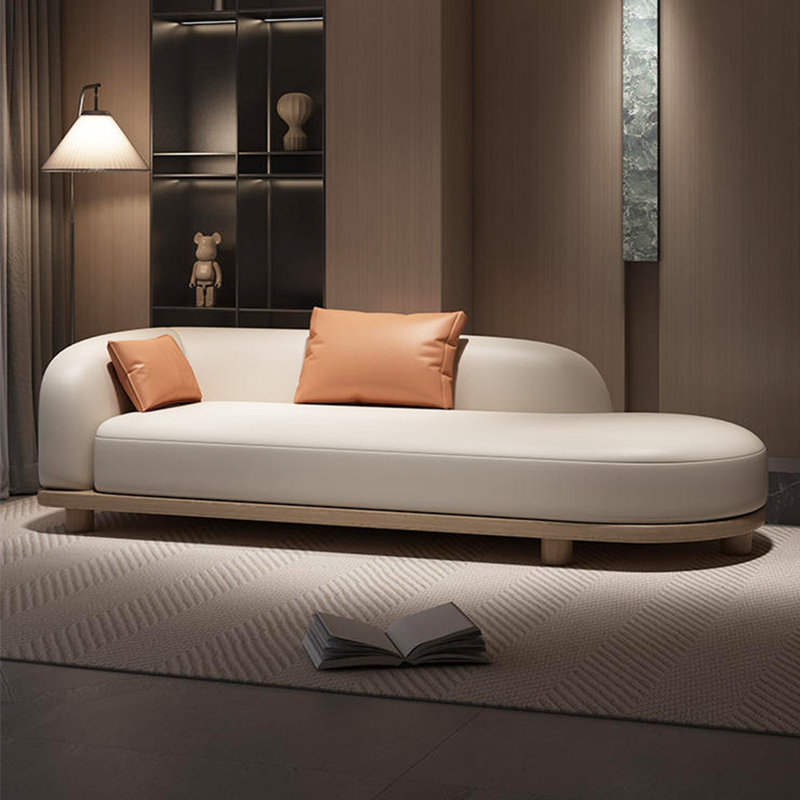 Chaise longue intérieure confortable: Chaise longue rembourrée avec cadre en bois massif, Similicuir beige