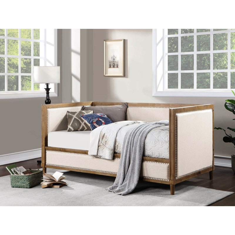 Lit de jour simple de style transitionnel en tissu d'ameublement beige et chêne avec pieds en bois de pin