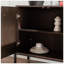 Buffet Mid-Century moderne avec motif géométrique 3D, bois massif et panneau de fibres à densité moyenne, 2 portes + 2 tiroirs pour un rangement polyvalent