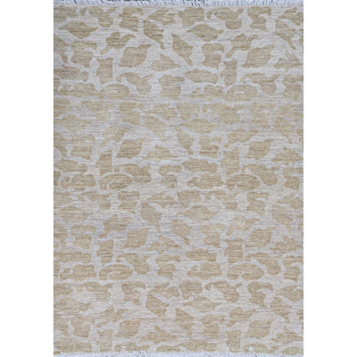 Hand-Knotted High-Quality Beige Area Rug