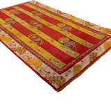 Red & Yellow Traditional Wool Rug - 3'1"" x 5'5""