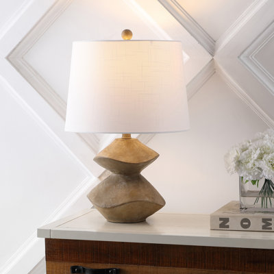 Lampe de table en résine Karapet