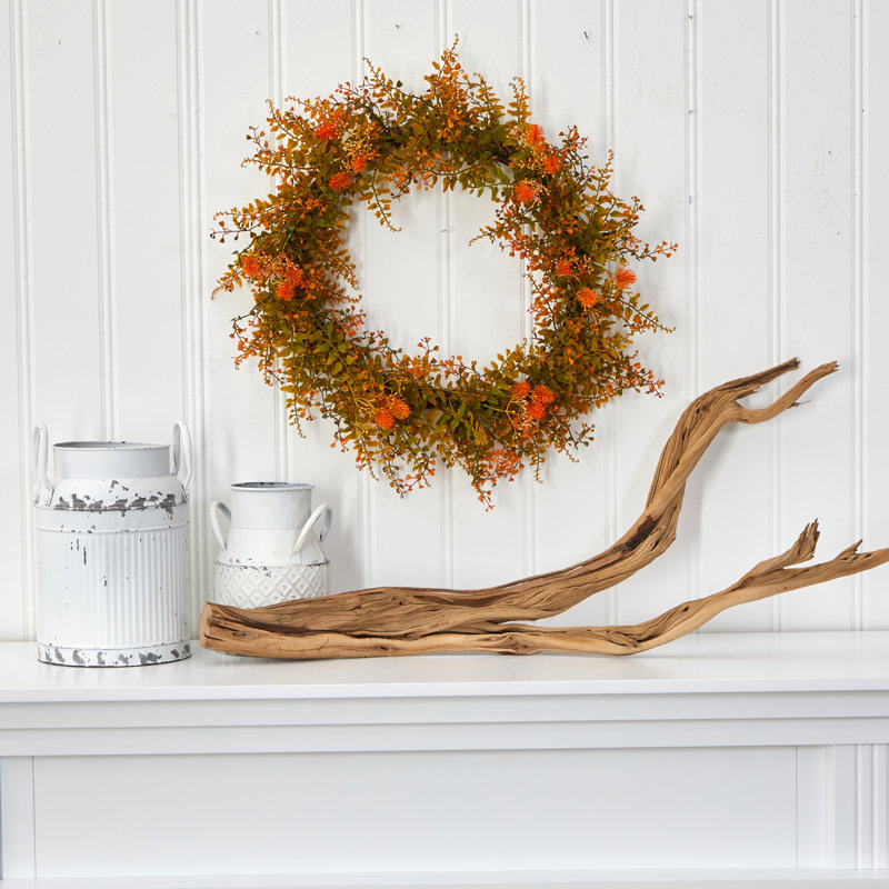 Faux Fern Plastic 21'' Wreath