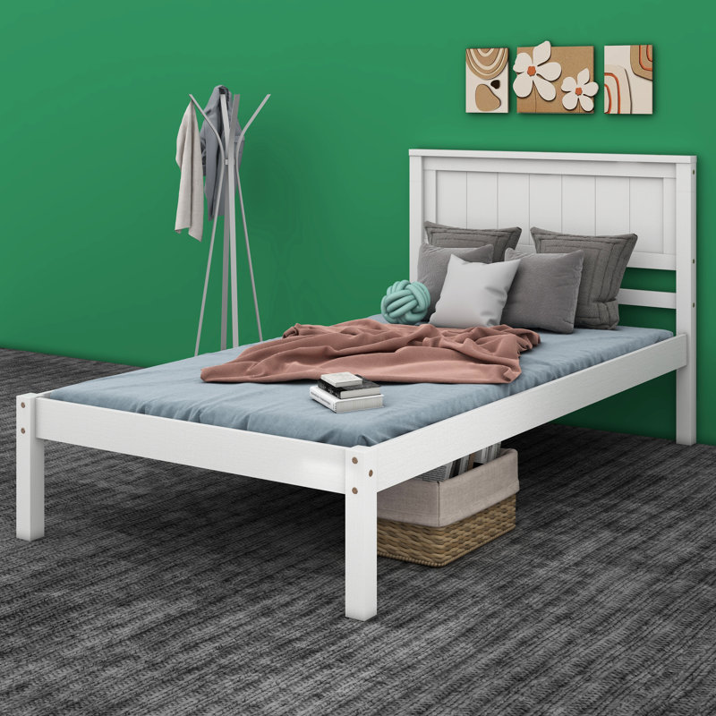 Lit plateforme simple en bois avec tête de lit Nithara, Oak