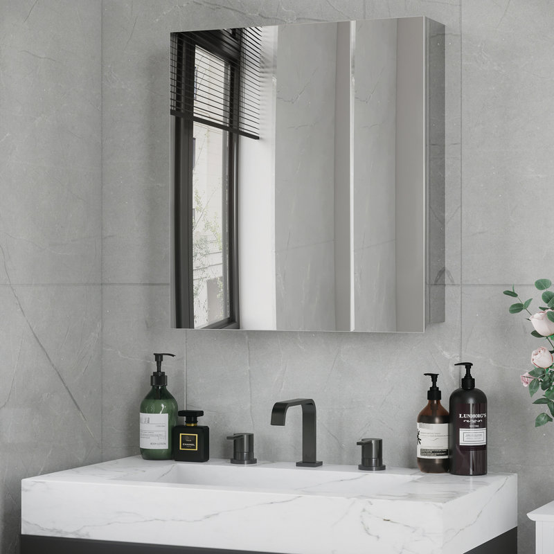 Armoire murale de salle de bain en acier inoxydable - Gardez-la propre et bien rangée. Porte à fermeture en douceur pour plus de tranquillité.