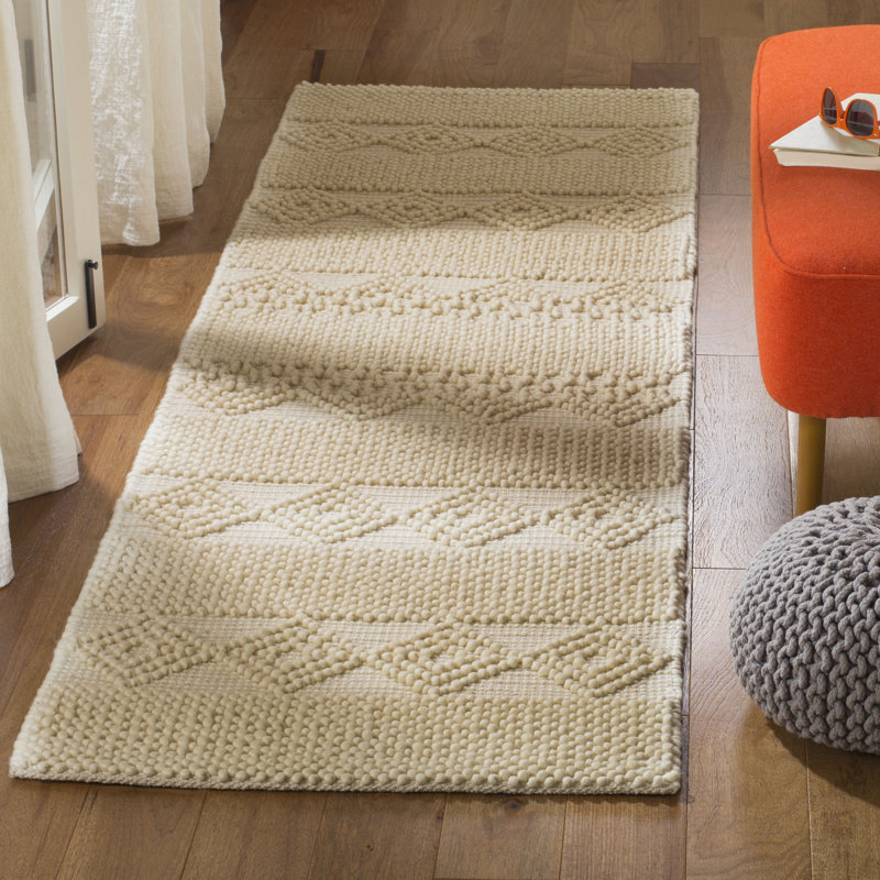 Natura Handwoven Wool/Cotton Beige Area Rug, Runner 2'3" x 16'