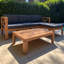 Ensemble de conversation modulaire d'extérieur en bois pour patio 5 pièces avec coussins, finition naturelle et coussins bleus