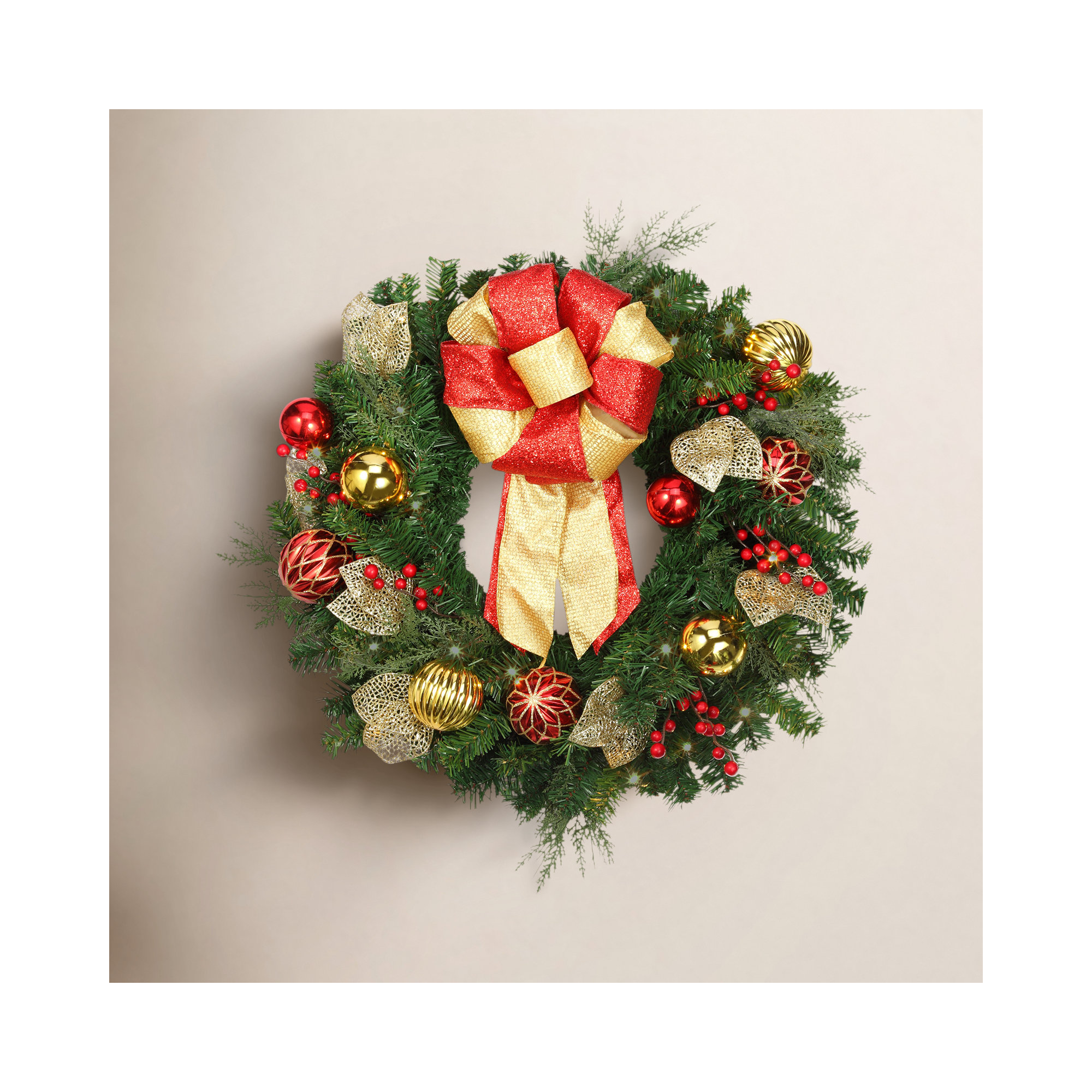 24'' Lighted Wreath