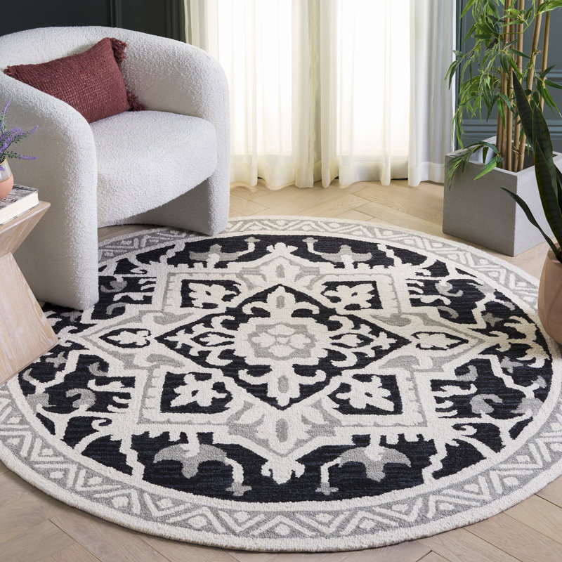 Heritage 675 Hand Tufted Wool; Cotton; Latex Oriental Rug in Black/Ivory, Round 6'