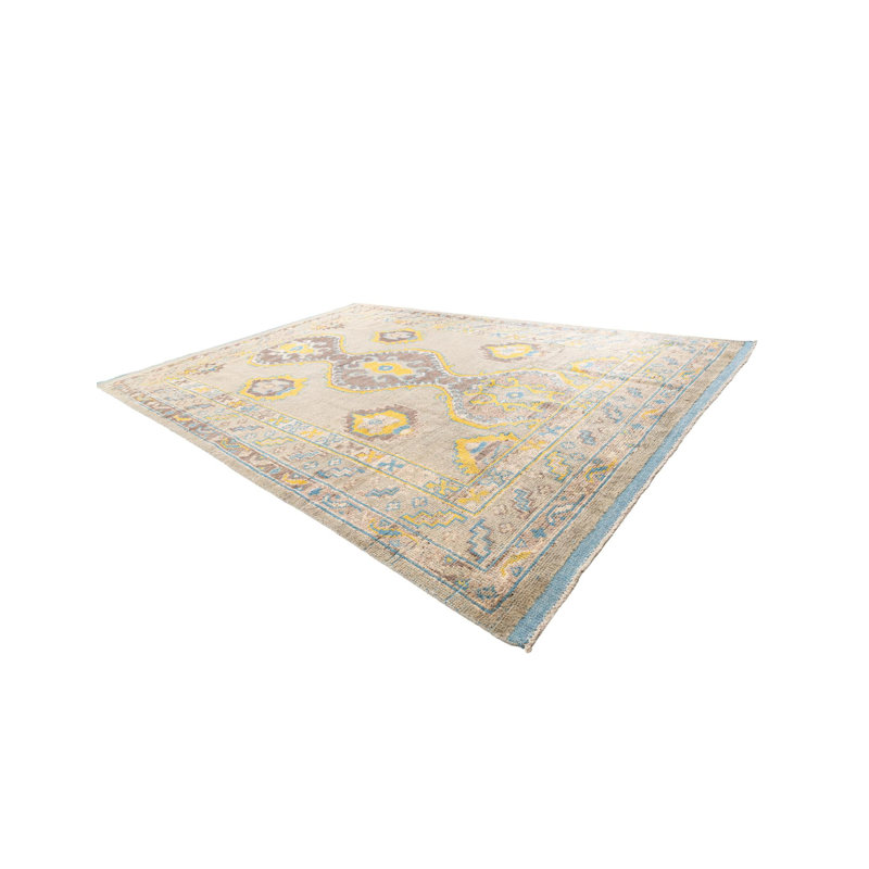 Iraheta Gray Rug