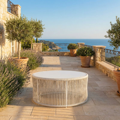 Round Indoor/outdoor Wricker Patio Coffee Table