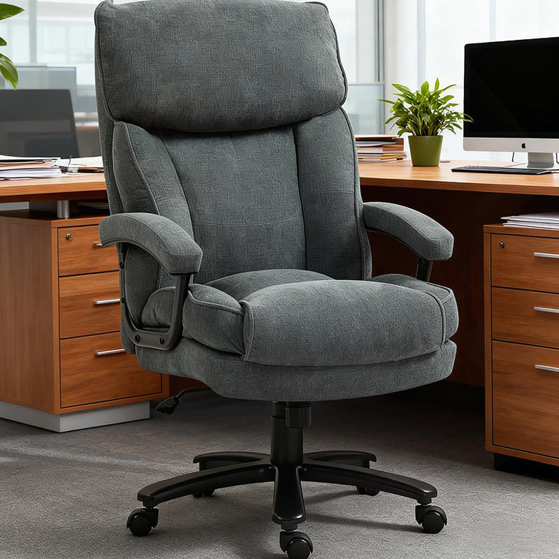 Chaise de bureau avec rembourrage moelleux et pivotant pour une journée de travail et de détente
