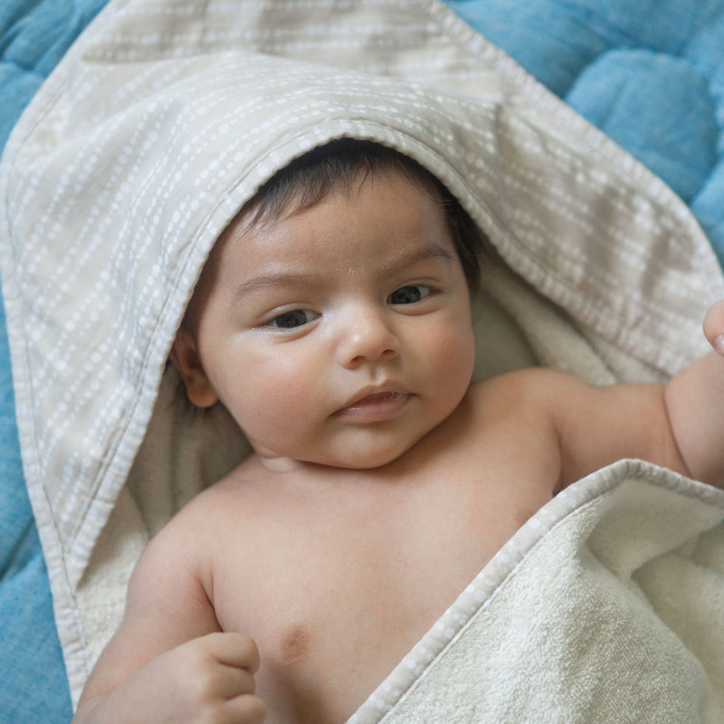 Cove Baby Hooded Towel (dot)