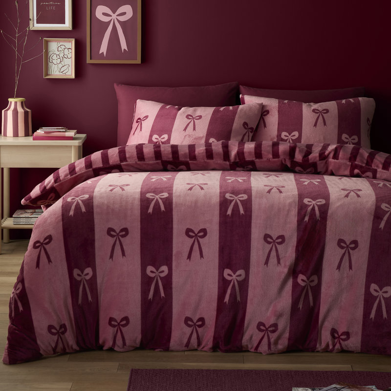 Bows Polyester Striped Duvet Cover Set, Double Bed (200 x 200 cm)