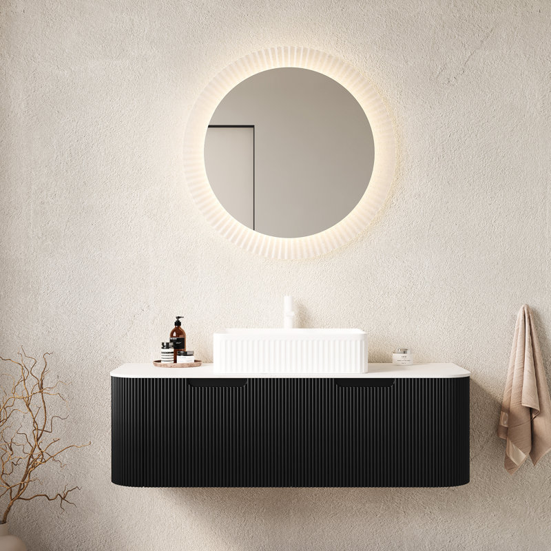 Meuble-lavabo de salle de bain de 122 cm avec lavabo en céramique blanche, armoire de rangement à rayures noires 3D, 2 tiroirs, système de fermeture amortie, préassemblé, finition rectangulaire mate rayée, tiroirs à ouverture et fermeture en douceur.