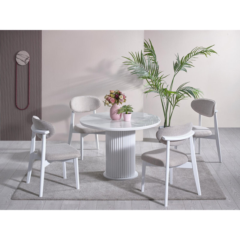Ferro 4 - Person Dining Set