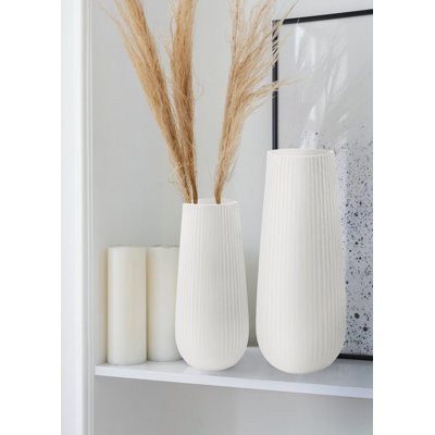 Élégant vase en céramique blanche de 6,7 po x 6,7 po x 16,1 po | 100% céramique de haute qualité, parfaite pour la décoration intérieure et les arrangements floraux | Design élégant et moderne, idéal pour les centres de salon, de bureau ou de mariage