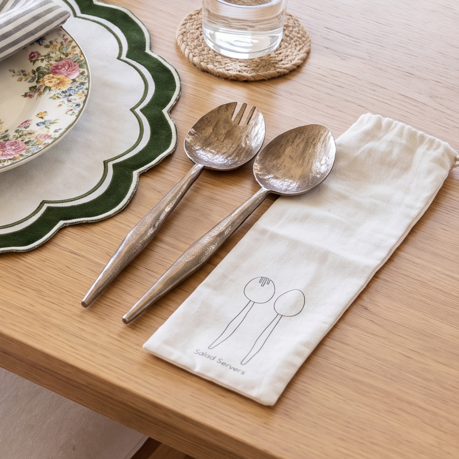 Aarani Flatware Set