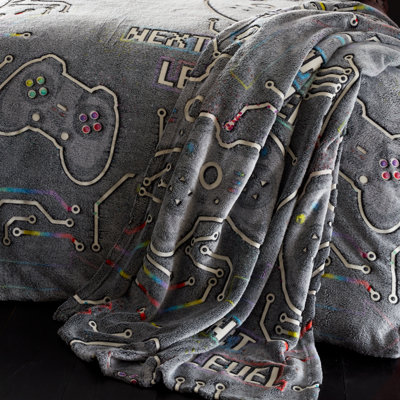 Game Over Glow in the Dark Fleece Cosy Fleece Blanket Throw