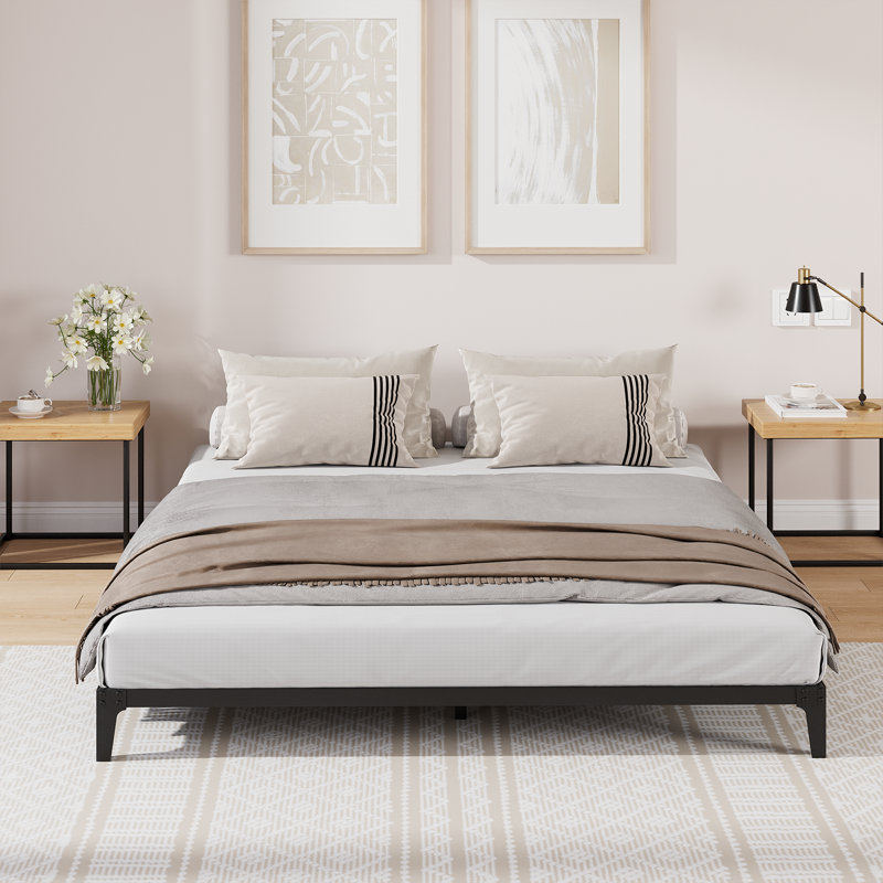Structure de lit plateforme en métal de 6 po GarveeHome, base de matelas discrète à profil bas, lattes en acier robustes antidérapantes, facile à assembler, aucun sommier tapissier requis, noir