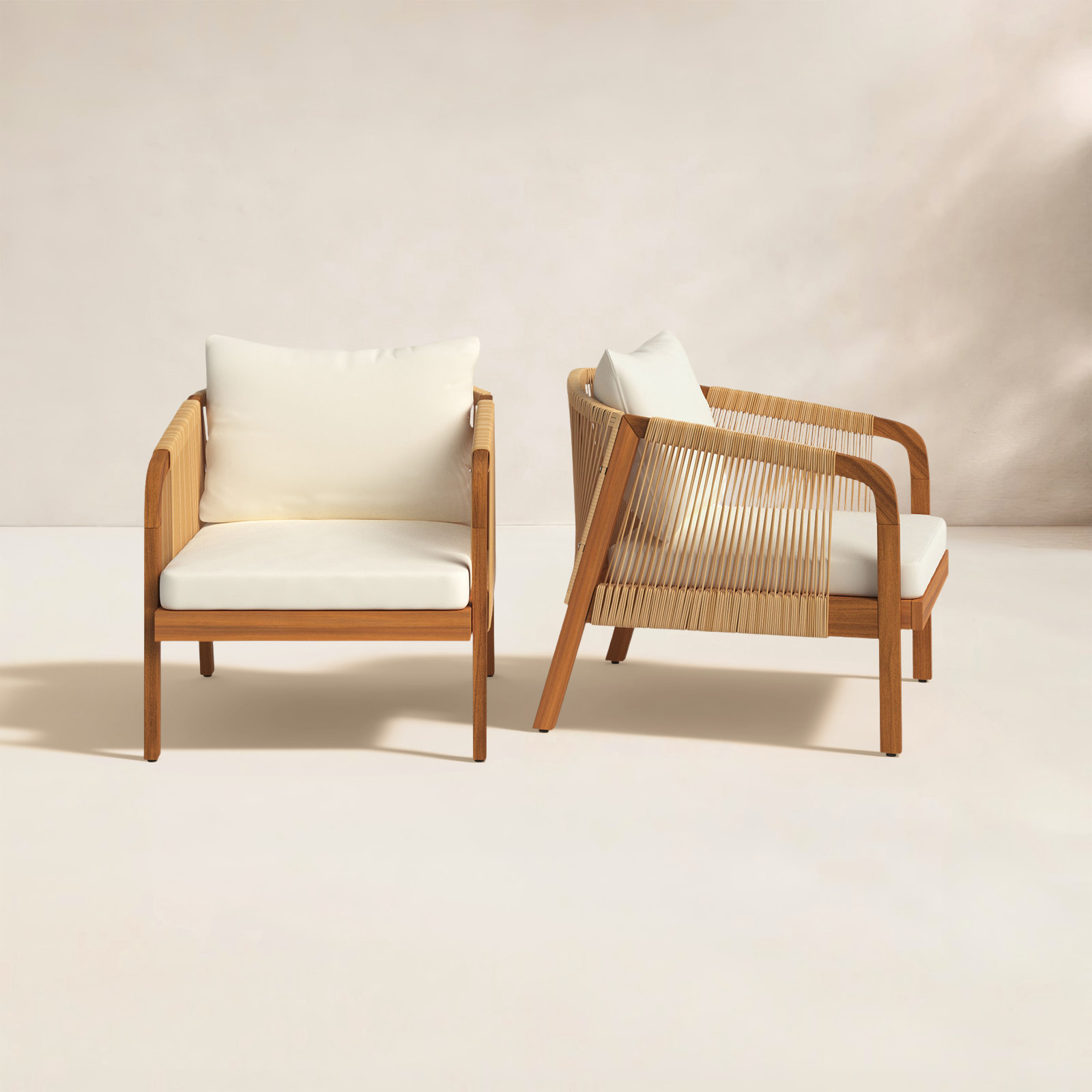 Fiora Outdoor Lounge Chair